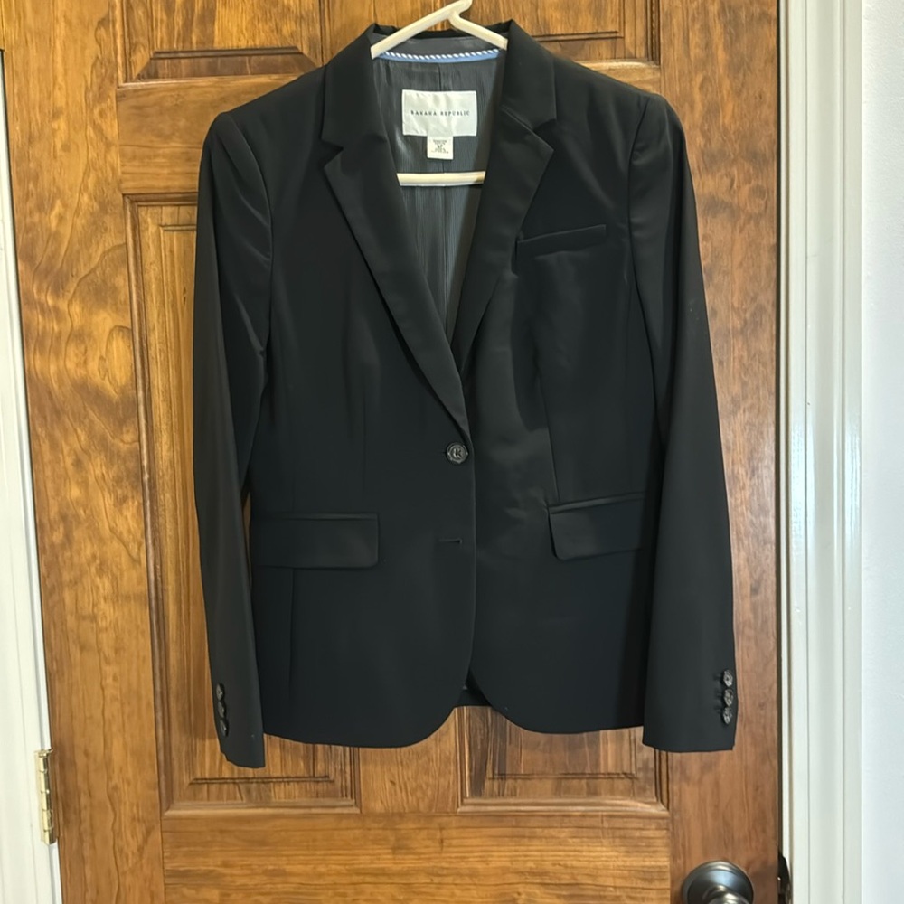 Black Banana Republic suit jacket, blazer, 6P